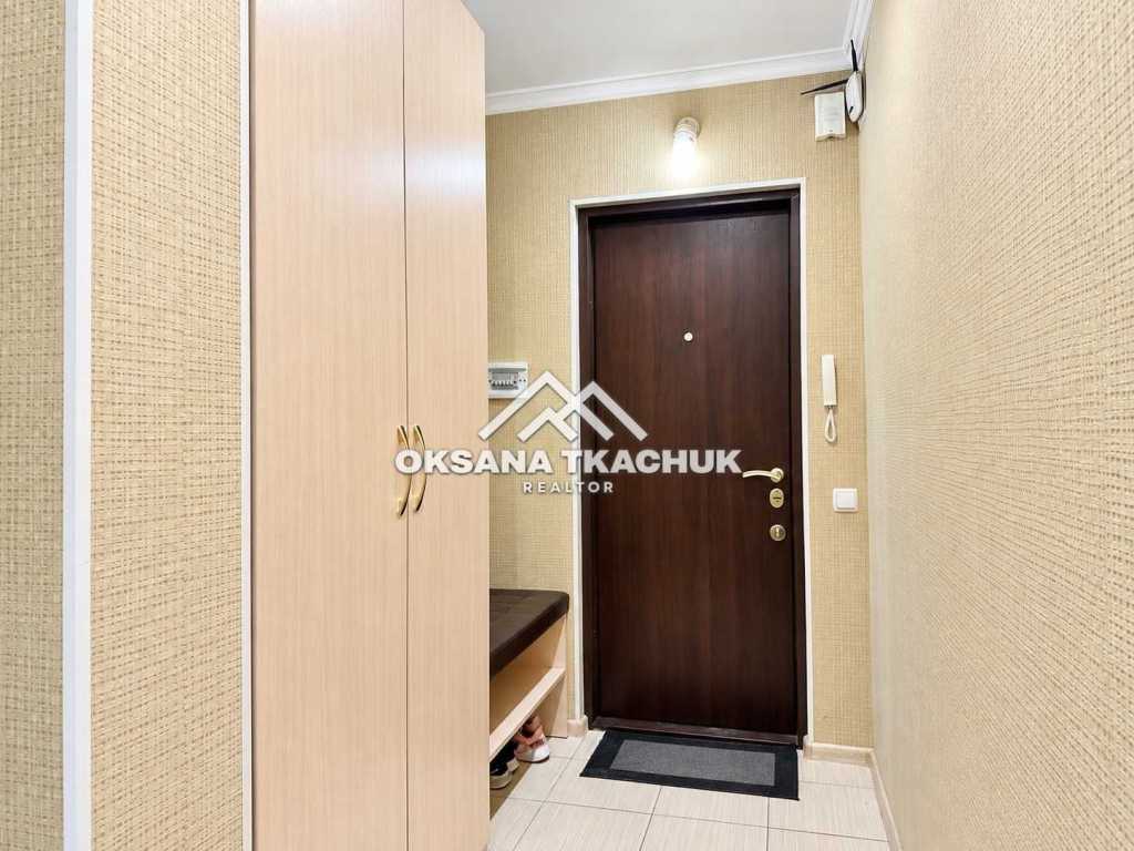 Аренда 3-комнатной квартиры 90 м², Сержа Лифаря ул., 16