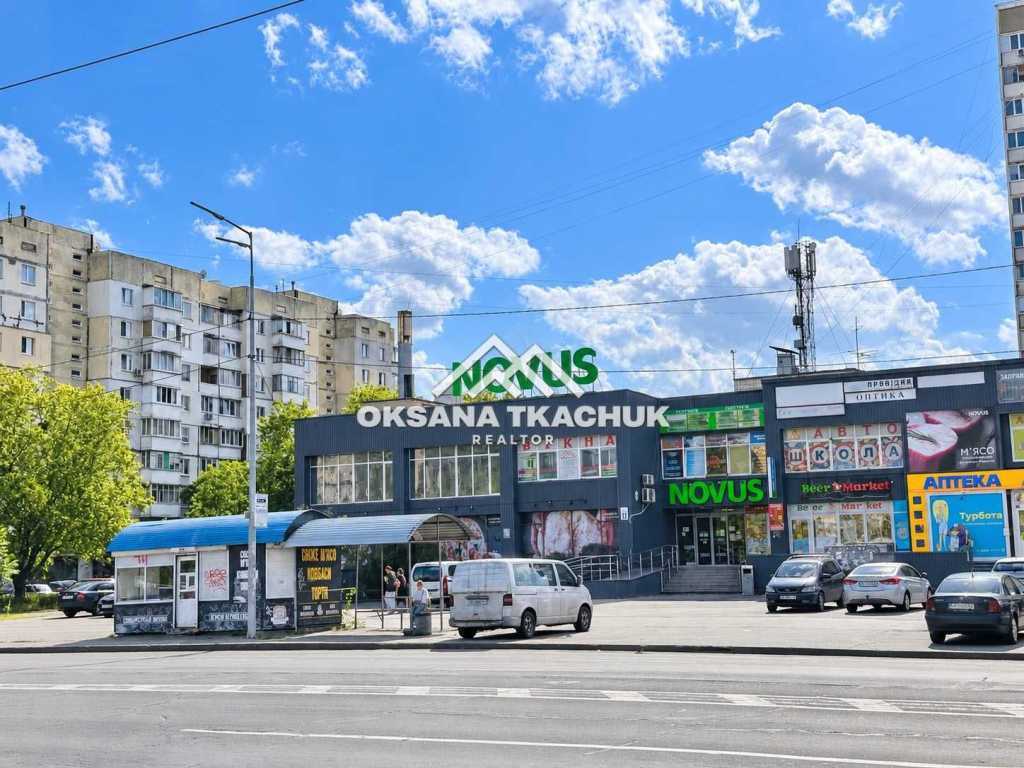 Аренда 3-комнатной квартиры 90 м², Сержа Лифаря ул., 16