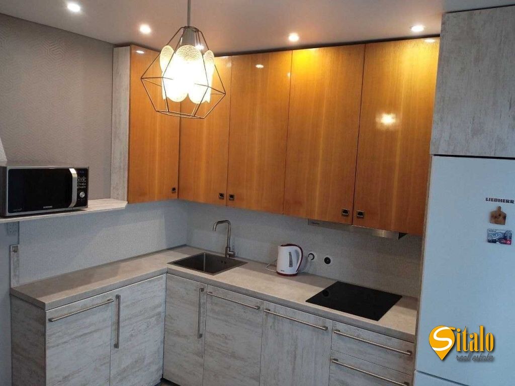 Продажа 2-комнатной квартиры 54 м², Вишняковская ул., 4