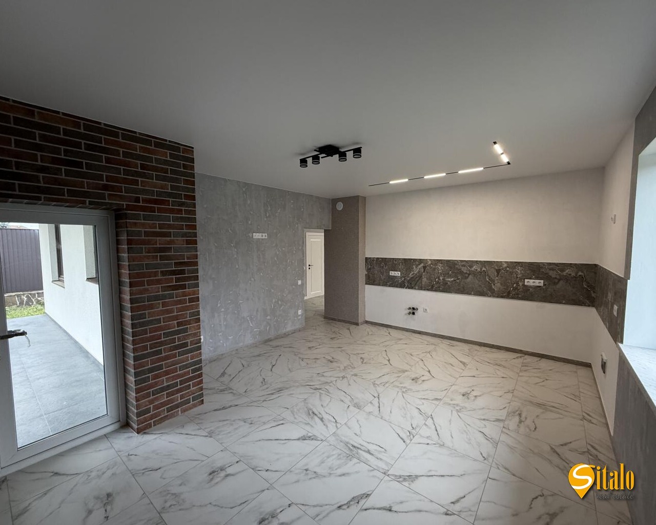 Продаж будинку 126 м²