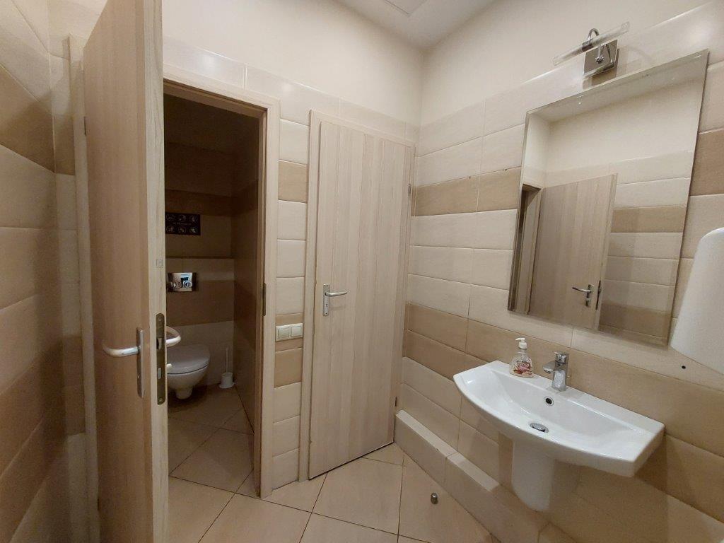 Оренда офісу 2500 м², Спаська вул.