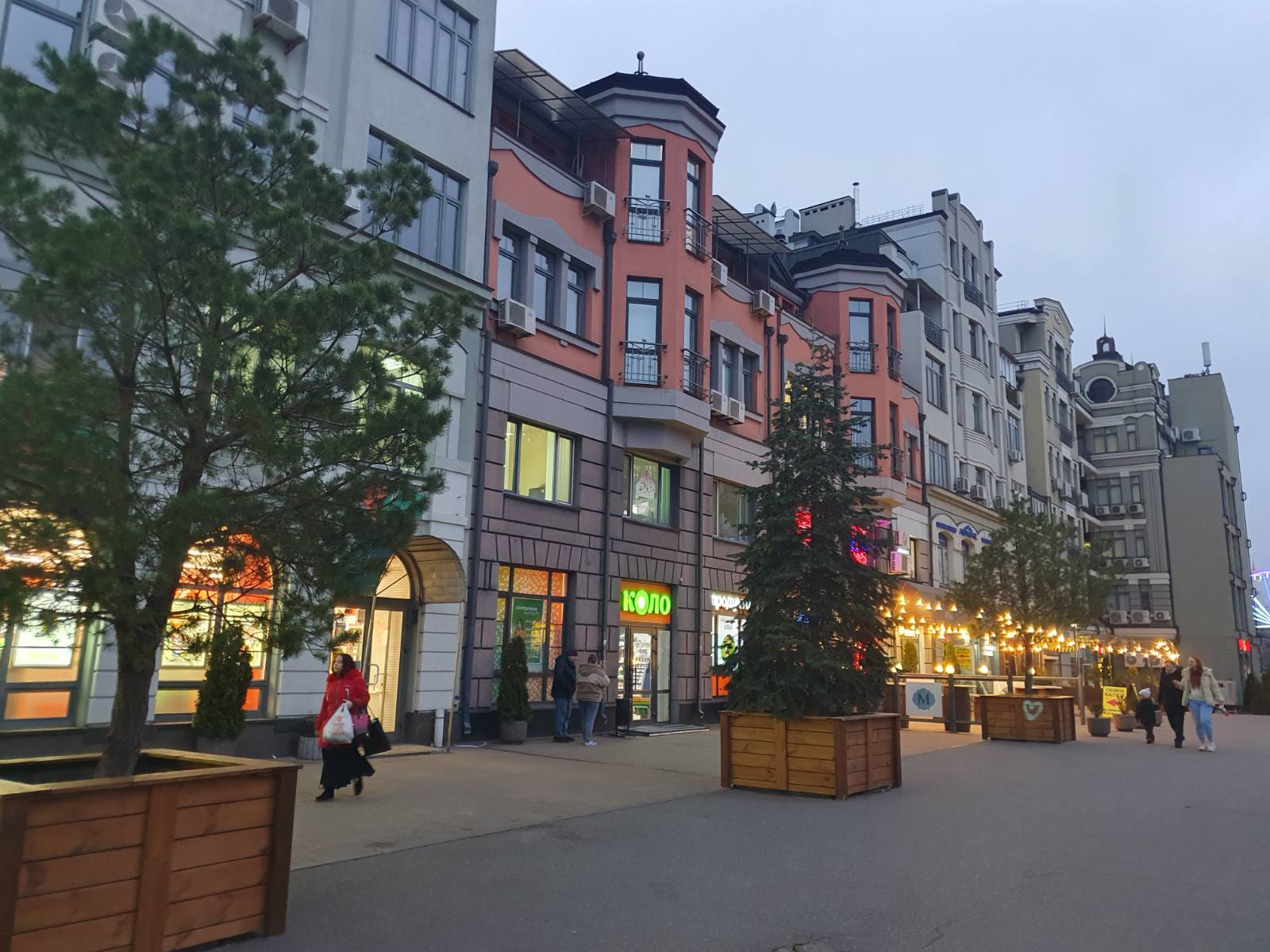 Оренда офісу 2500 м², Спаська вул.