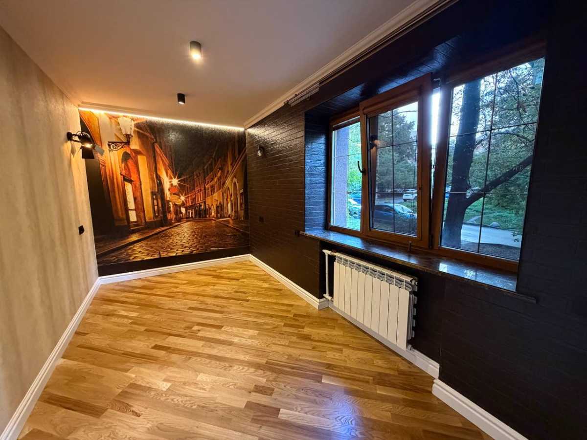Продажа 1-комнатной квартиры 45 м², Деревлянская ул., 19Б
