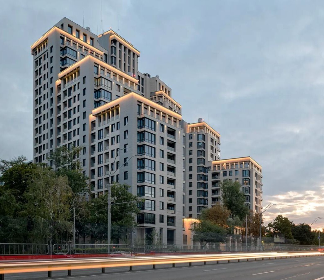 Продажа 5-комнатной квартиры 187.6 м², Берестейський, 42А