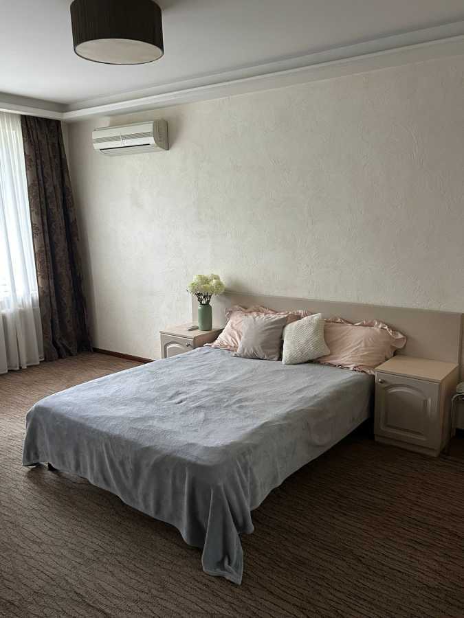 Аренда 1-комнатной квартиры 32 м², Михаила Бойчука ул., 13