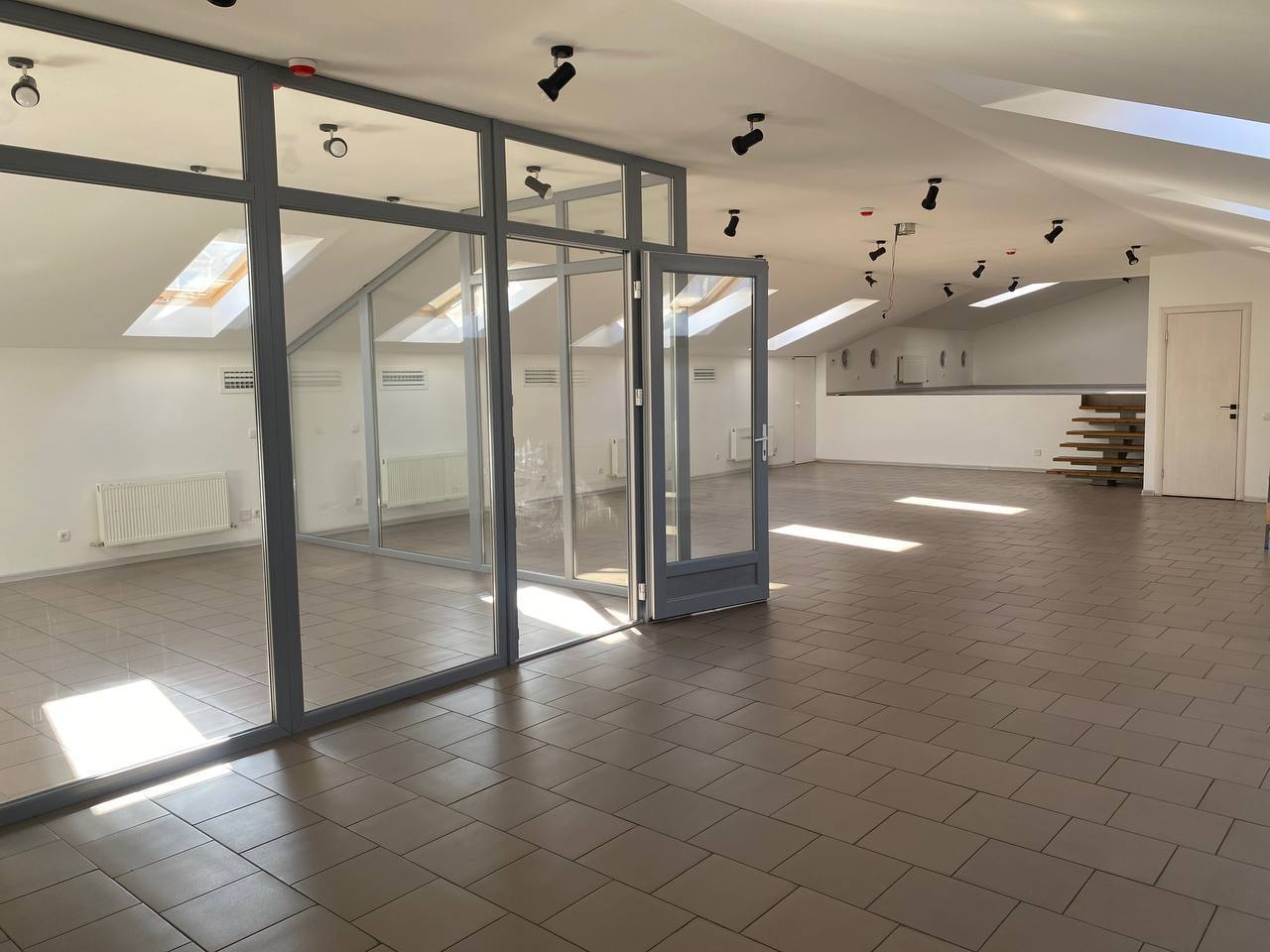Оренда офісу 250 м², Шевченка пл.