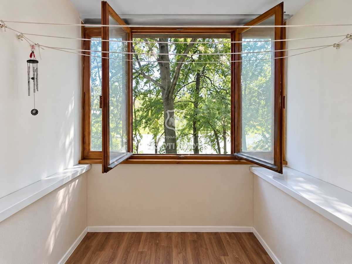Продажа 2-комнатной квартиры 53.2 м², Зодчих ул., 4