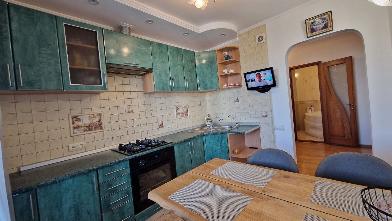 Продажа 3-комнатной квартиры 80 м², Левитана ул.