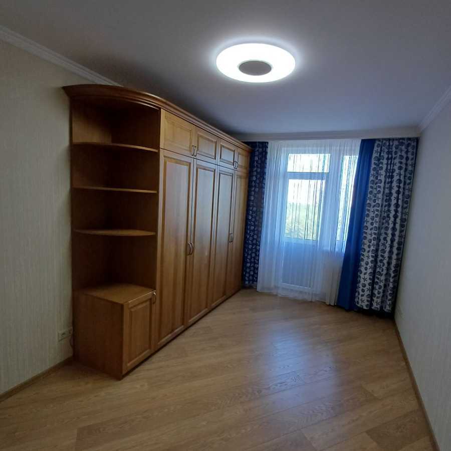 Продажа 3-комнатной квартиры 103.7 м², Михаила Донца ул., Ломоносова, 71г