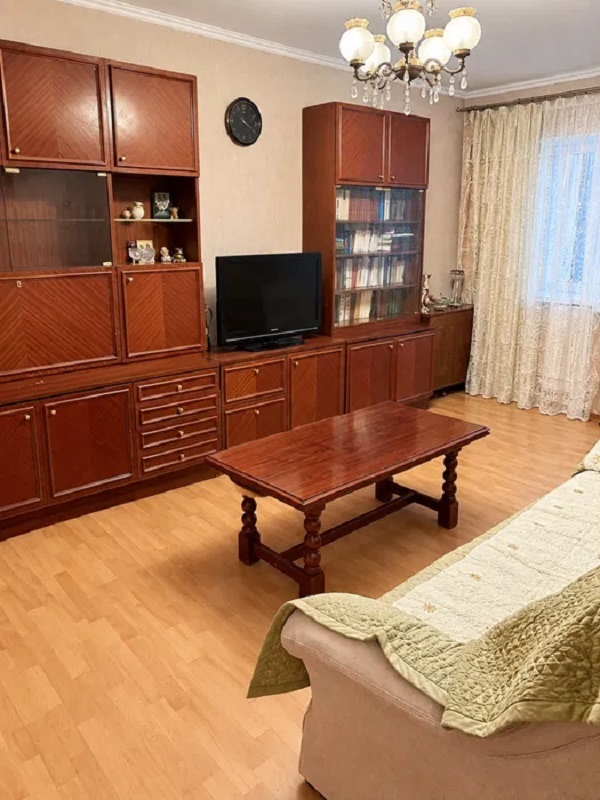 Продаж 3-кімнатної квартири 61.5 м², Небесної сотні просп.
