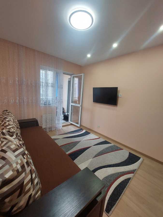 Оренда 3-кімнатної квартири 84 м², Метрологічна вул., 11А