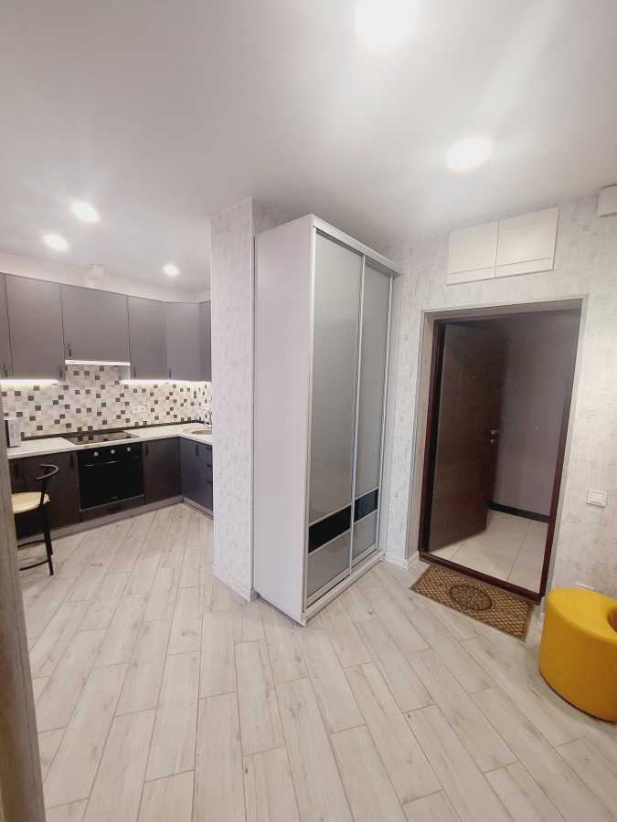 Продажа 1-комнатной квартиры 40 м², Любомира Гузара просп., 11