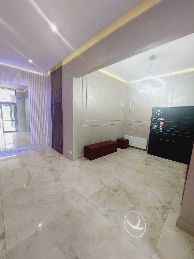 Продажа 1-комнатной квартиры 40 м², Любомира Гузара просп., 11