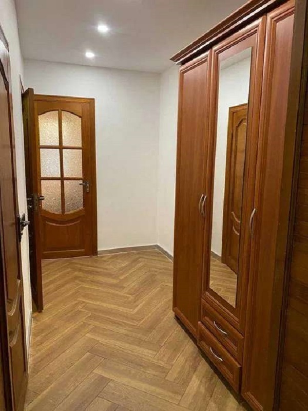 Оренда 1-кімнатної квартири 37 м², Дніпровська наб., 7
