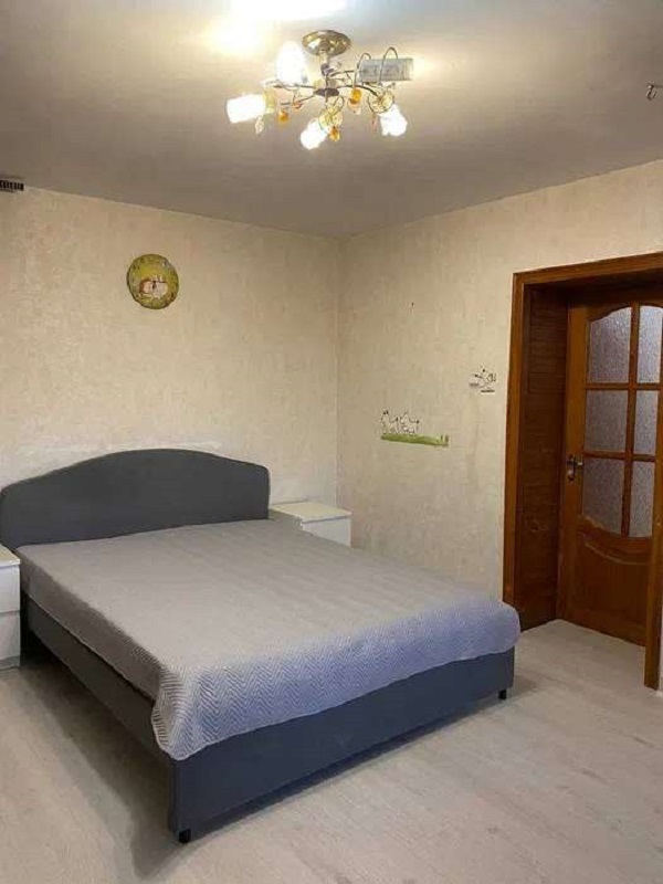 Оренда 1-кімнатної квартири 37 м², Дніпровська наб., 7