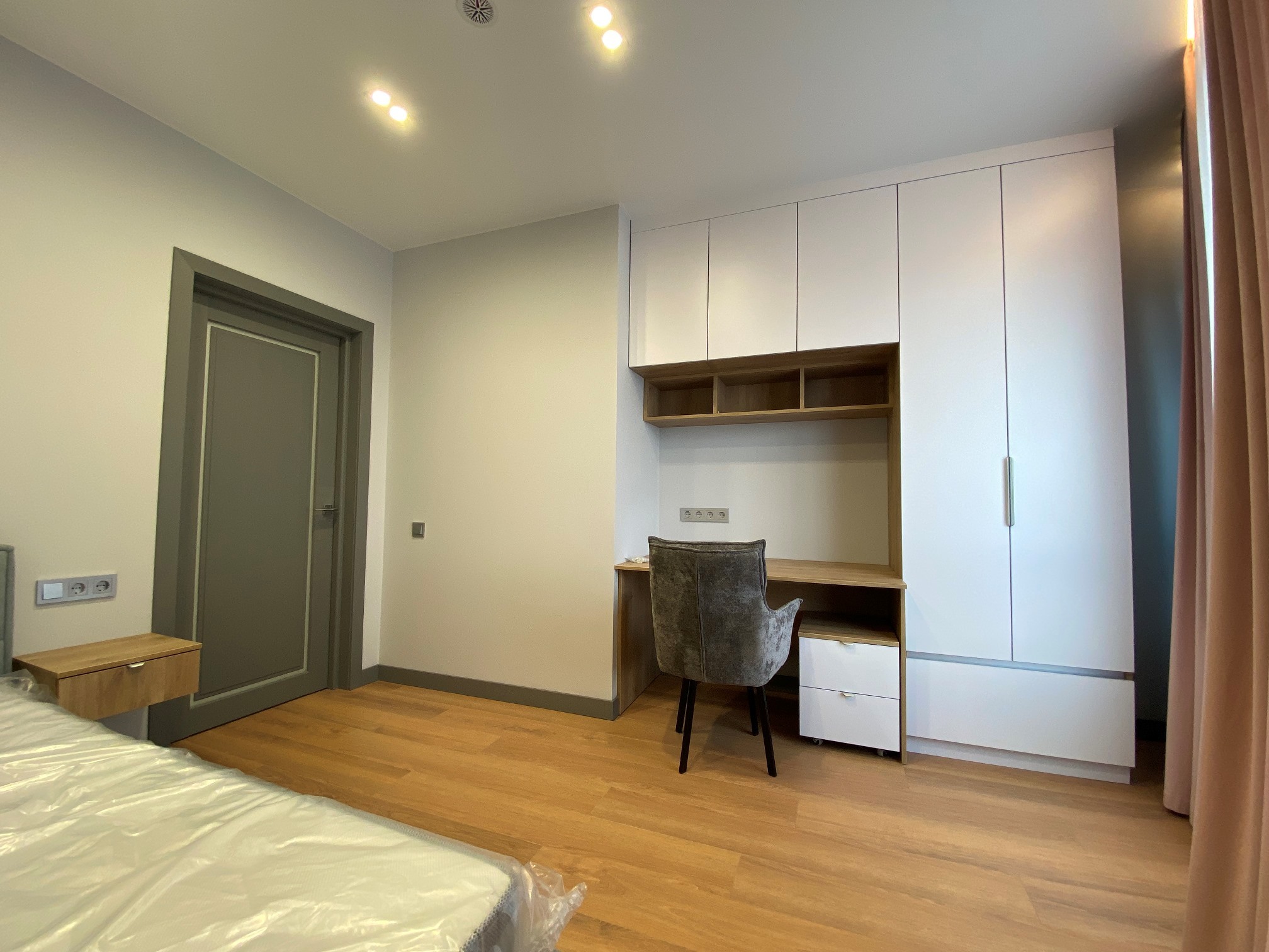 Аренда 3-комнатной квартиры 71 м², ЖК White Lines, ДОМ 2