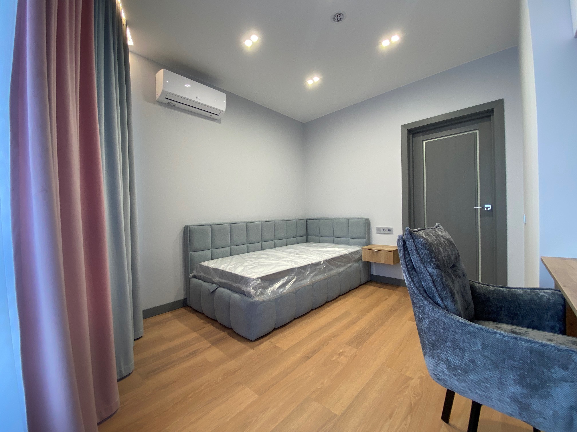 Аренда 3-комнатной квартиры 71 м², ЖК White Lines, ДОМ 2