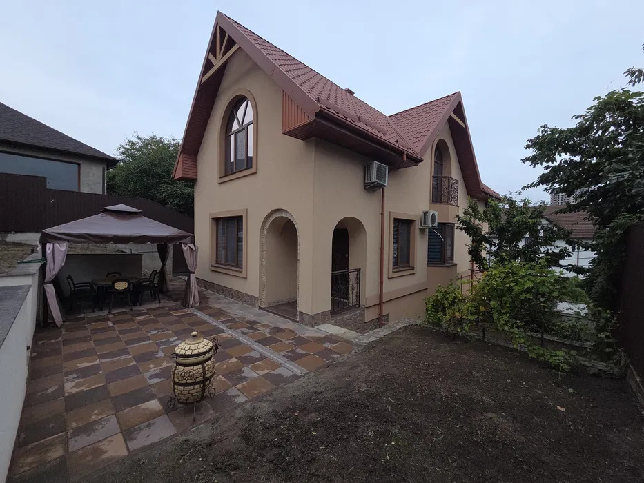 Оренда будинку 221 м², Саперно-Слобідський про-д