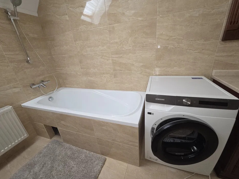 Оренда будинку 221 м², Саперно-Слобідський про-д