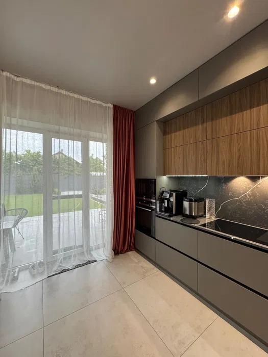Оренда будинку 150 м², Академіка Вільямса вул.