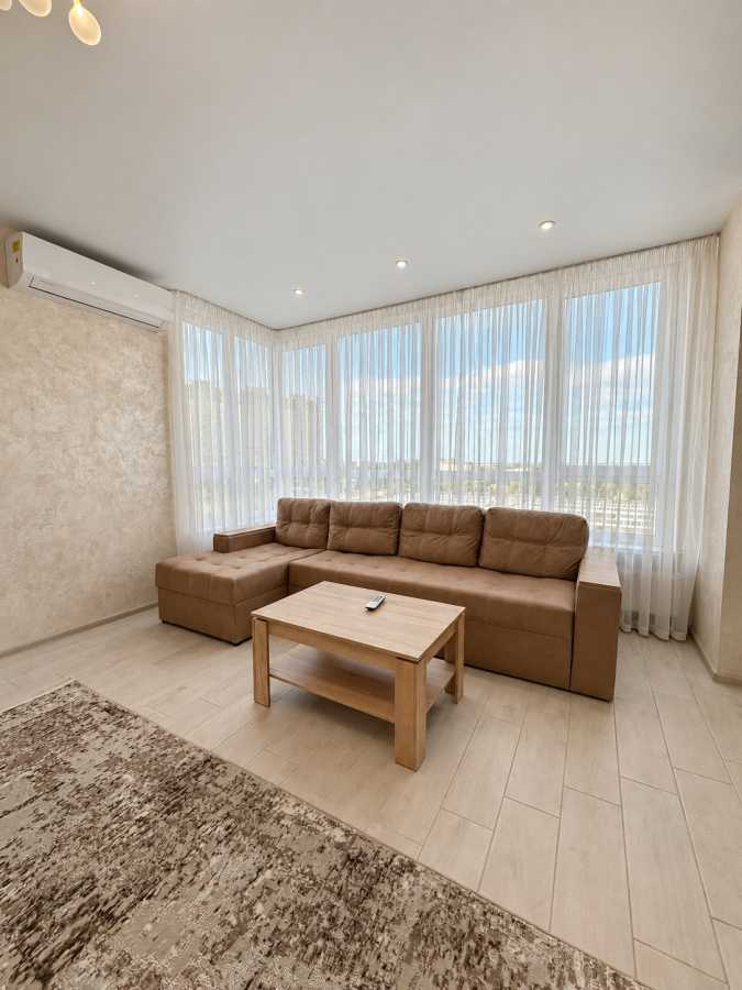 Аренда 2-комнатной квартиры 52 м², Практичная ул., 3