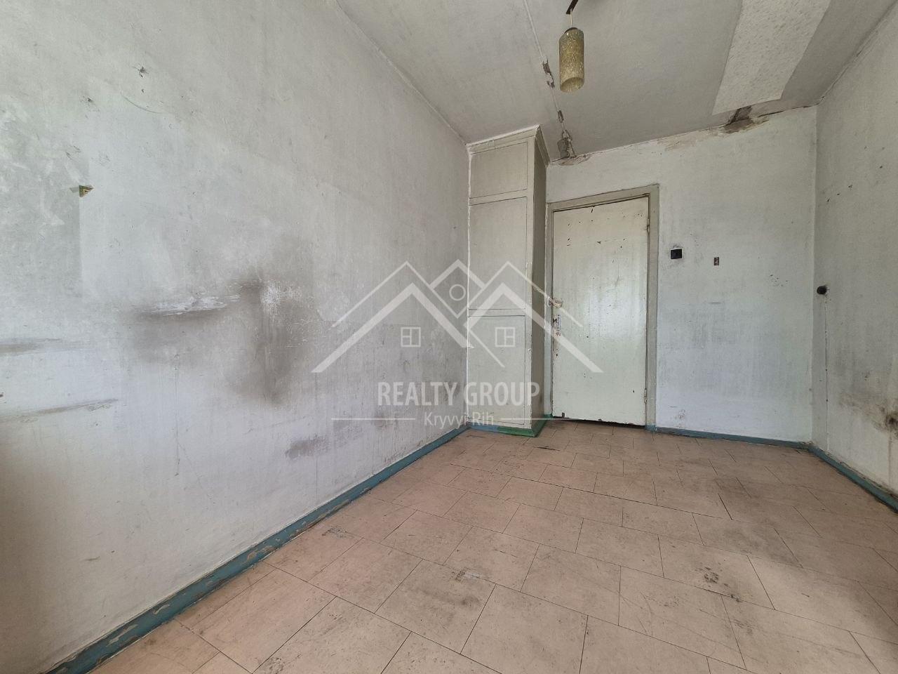 Продажа 3-комнатной квартиры 52 м², Украинская ул.