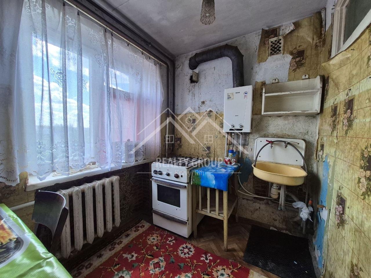 Продажа 3-комнатной квартиры 52 м², Украинская ул.