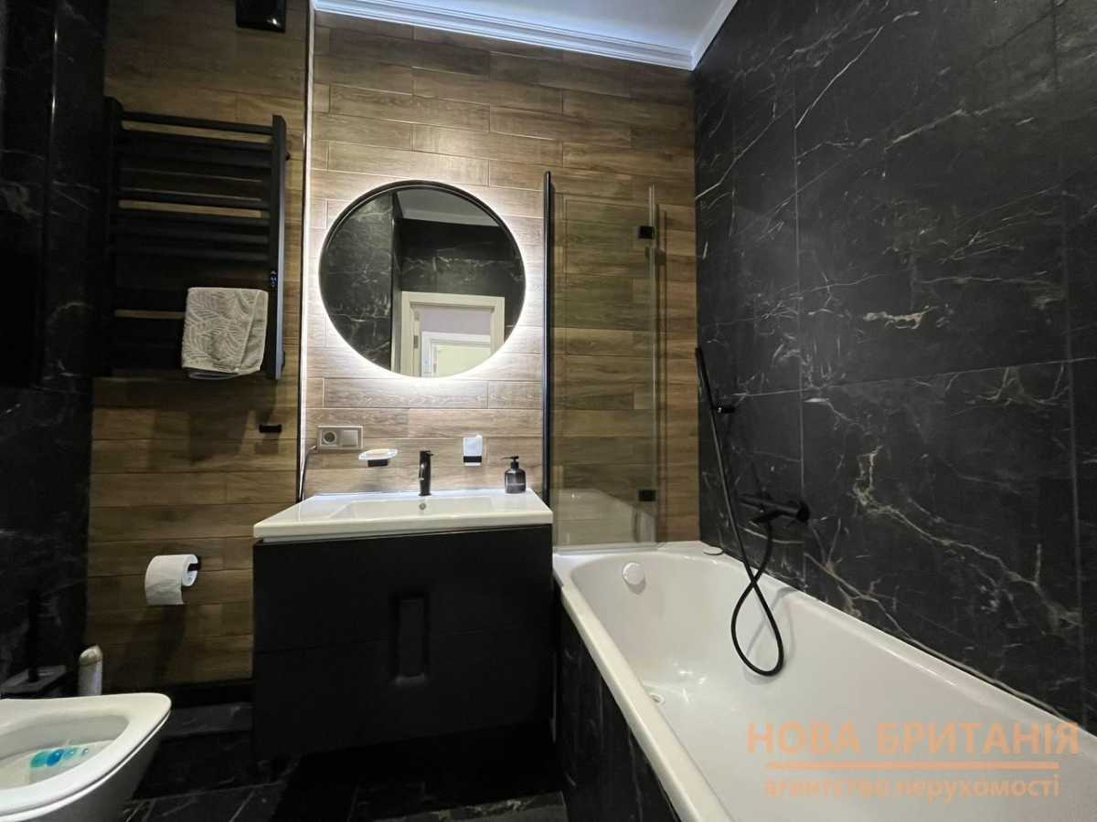 Продажа 1-комнатной квартиры 36.94 м², Михаила Максимовича ул., 28Д