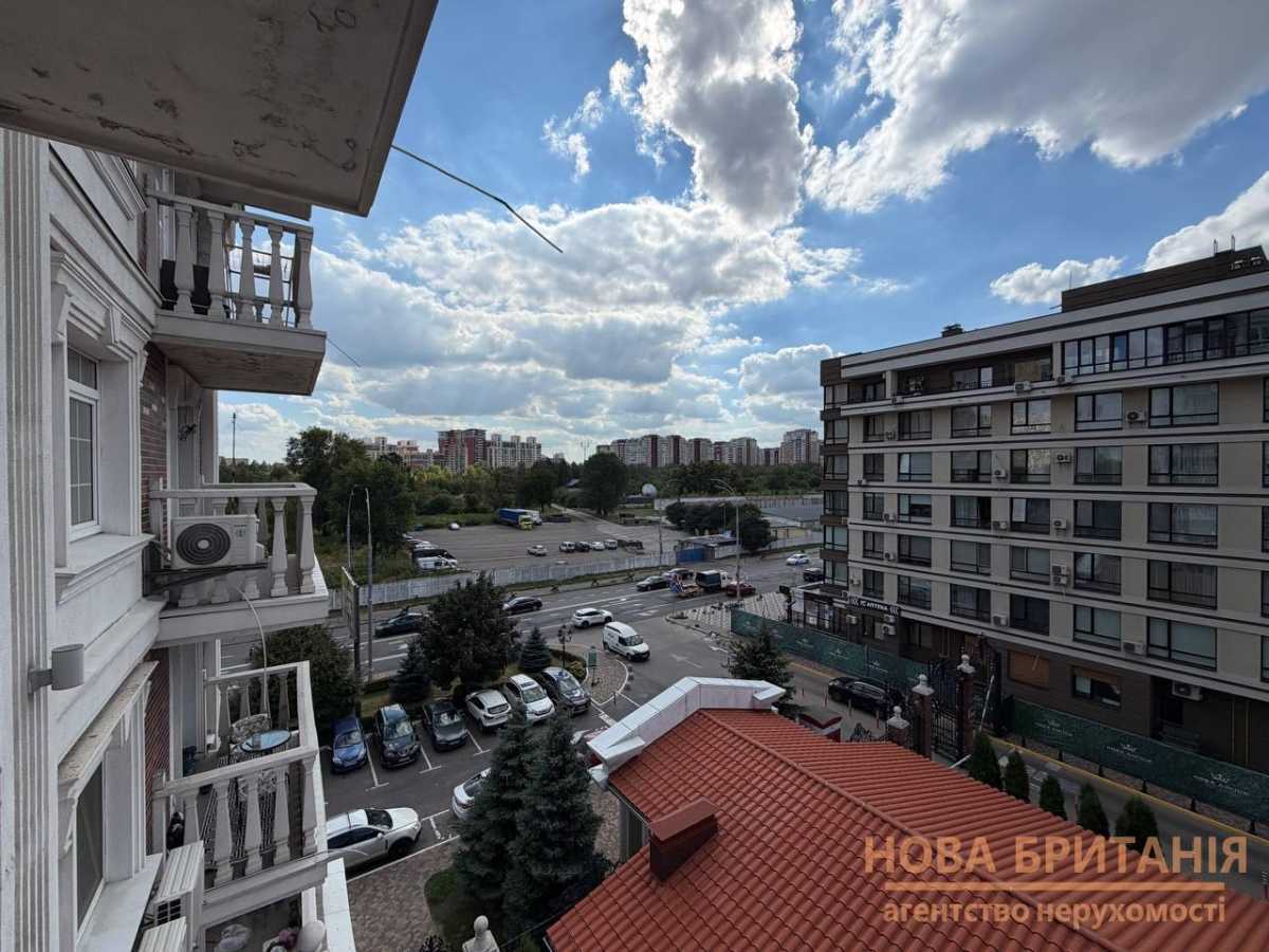 Продажа 1-комнатной квартиры 43.4 м², Михаила Максимовича ул., 24А