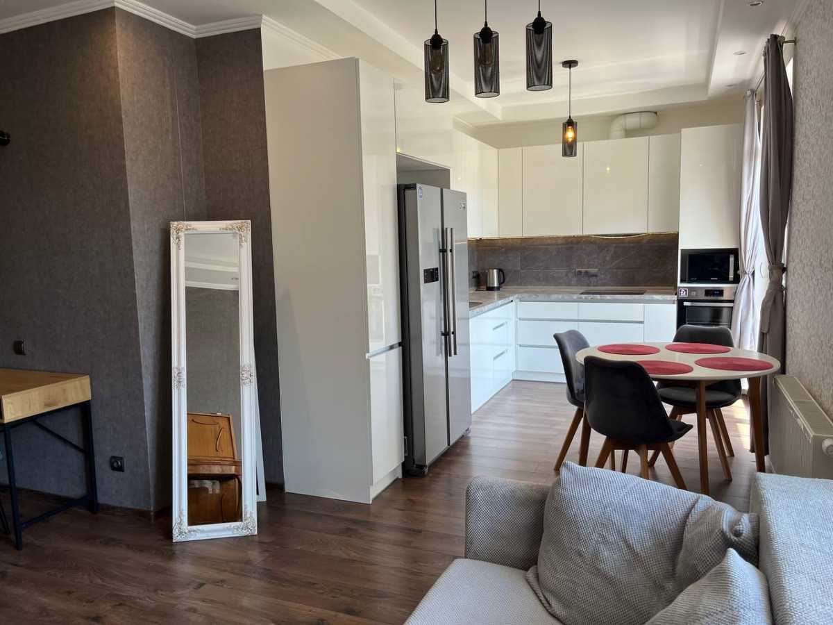 Продажа 1-комнатной квартиры 68 м², Михаила Максимовича ул., 28