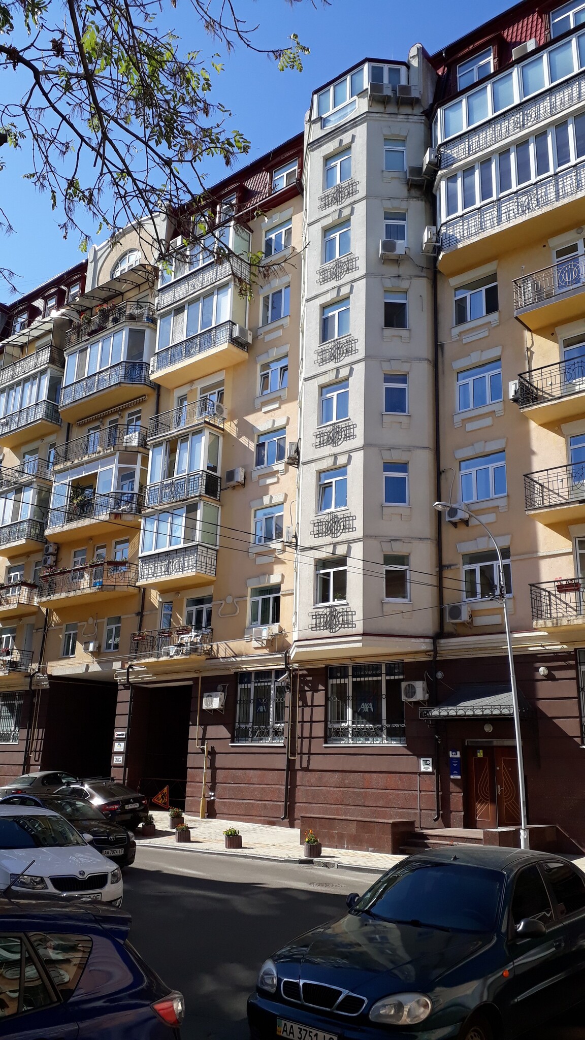 Аренда 2-комнатной квартиры 120 м², Ярославский пер.