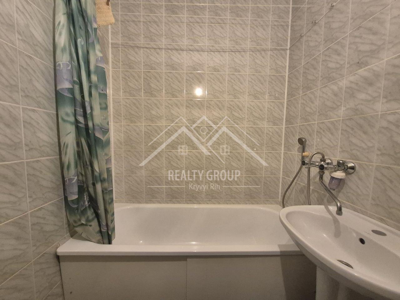 Продажа 3-комнатной квартиры 63 м², Донецкая ул.