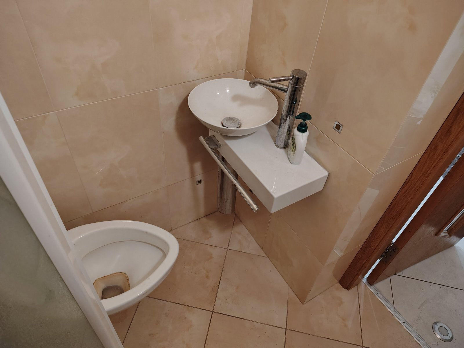 Продажа 3-комнатной квартиры 96 м², Николая Амосова ул., 4