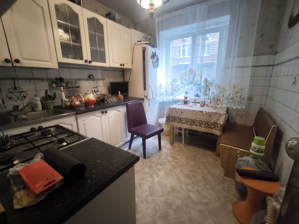 Продажа 3-комнатной квартиры 82 м², Лабораторный пер., 4