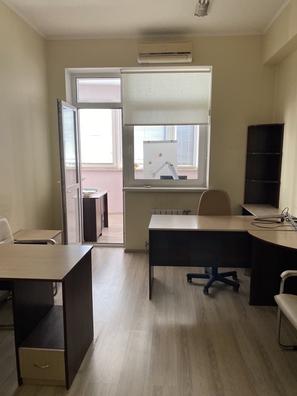 Оренда офісу 195 м², Турівська вул., 31