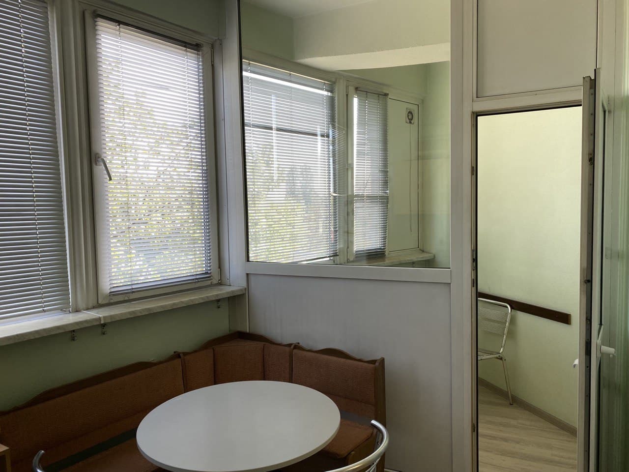 Оренда офісу 195 м², Турівська вул., 31