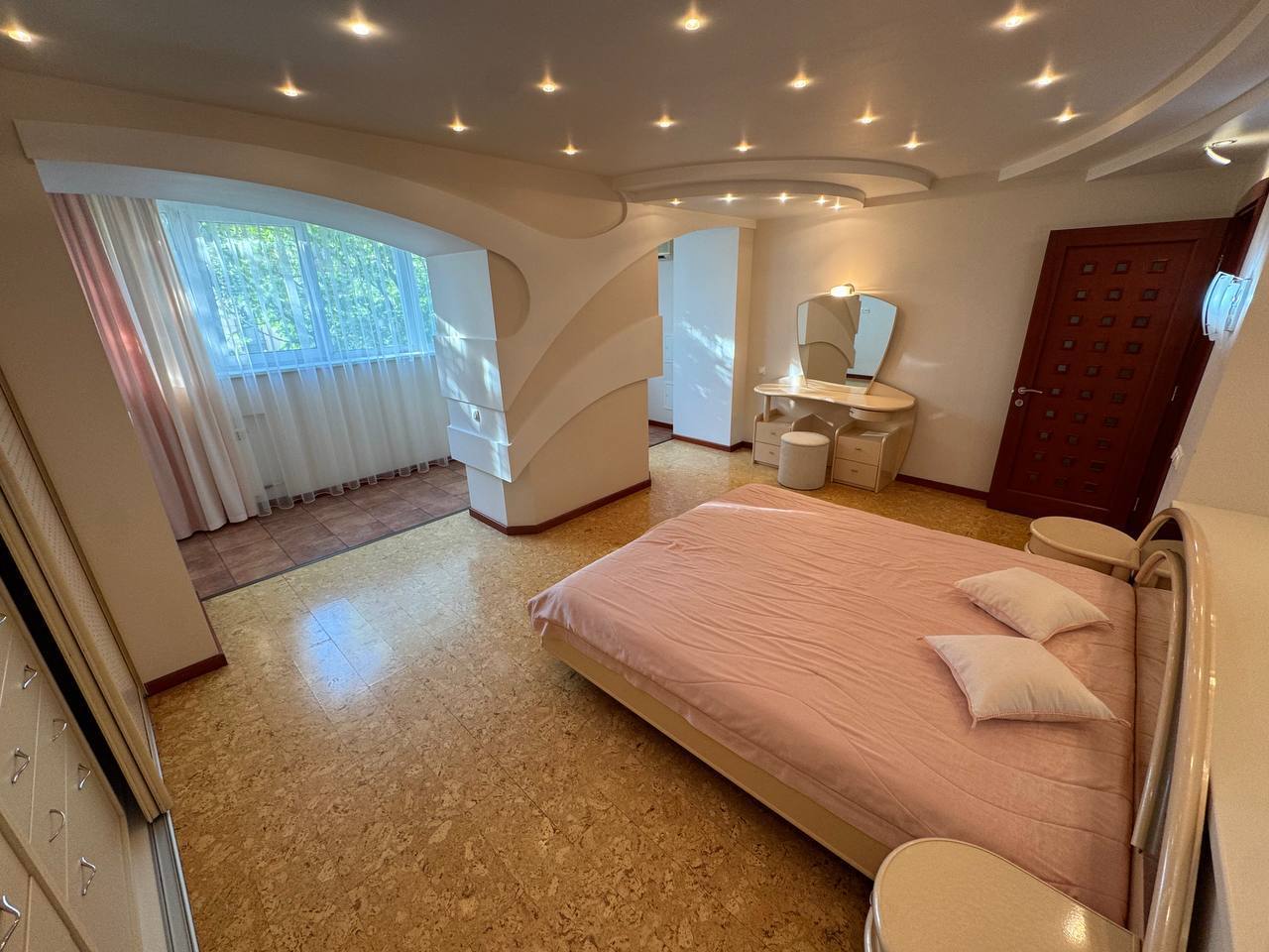 Аренда 3-комнатной квартиры 80 м², Рабочая ул.
