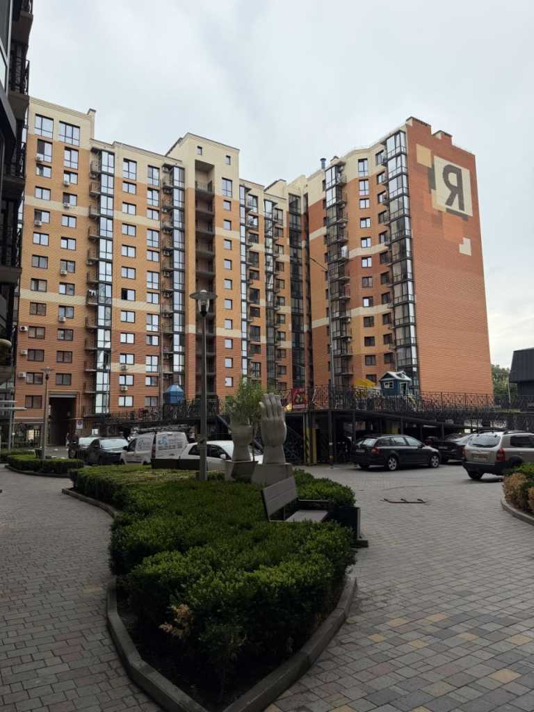 Продажа 2-комнатной квартиры 67 м², Яровица ул.
