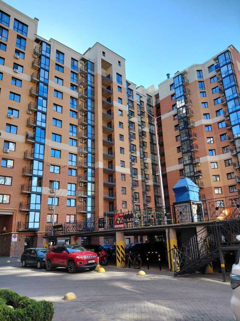 Продажа 2-комнатной квартиры 67 м², Яровица ул.