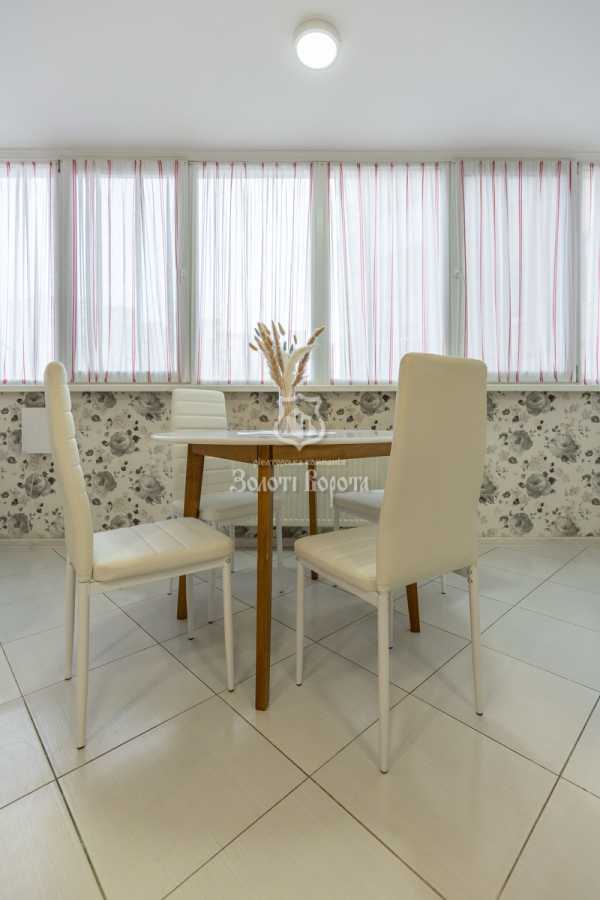 Продажа 2-комнатной квартиры 63.1 м², Мира ул., 50