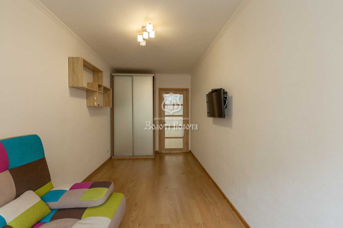 Продажа 2-комнатной квартиры 63.1 м², Мира ул., 50
