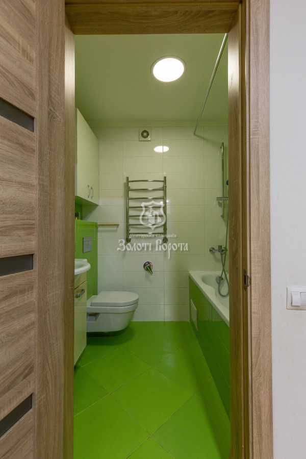 Продажа 2-комнатной квартиры 63.1 м², Мира ул., 50