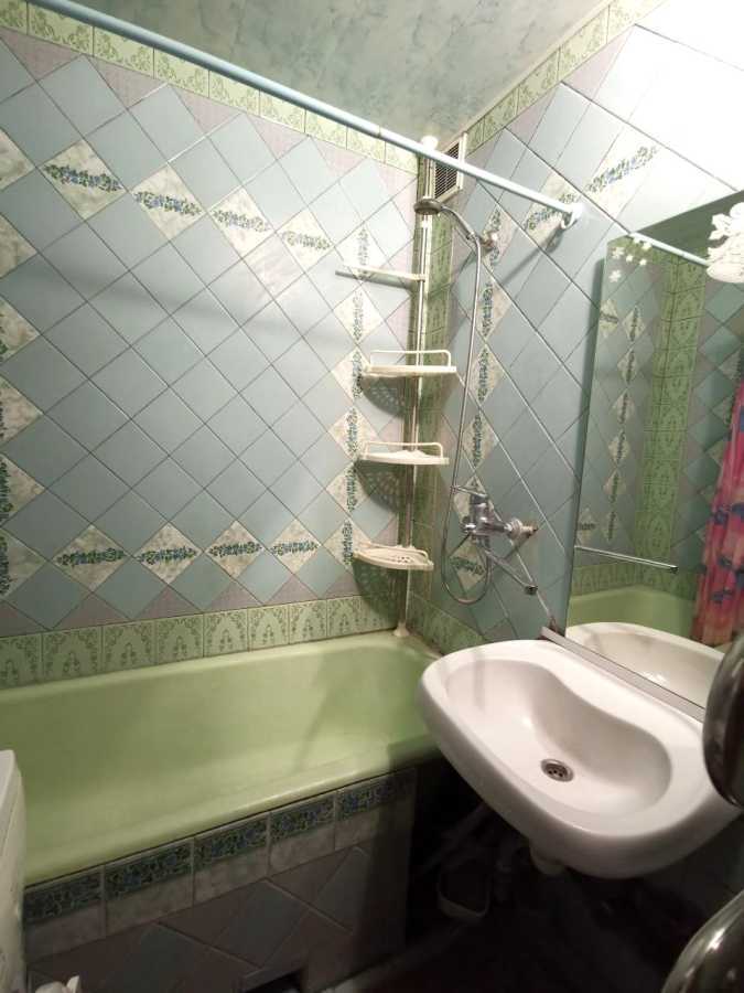 Оренда 4-кімнатної квартири 79 м², Володимира Маяковського просп., 72А