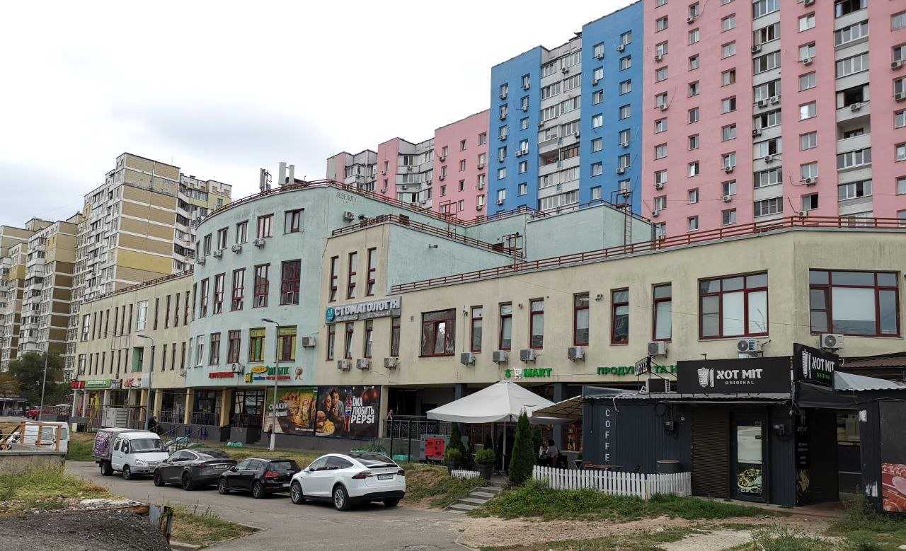 Оренда 4-кімнатної квартири 79 м², Володимира Маяковського просп., 72А