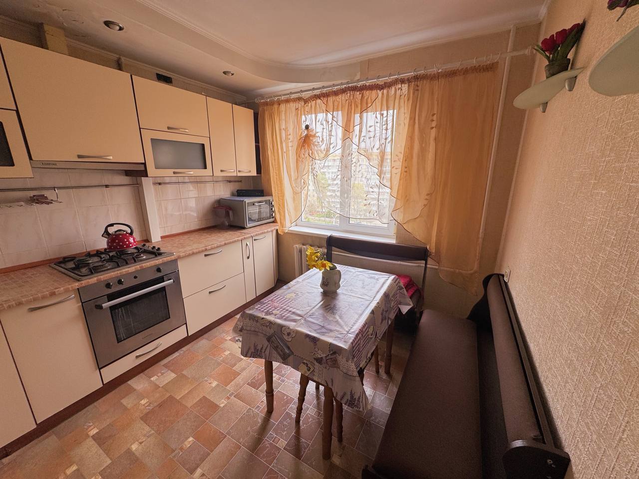 Аренда 3-комнатной квартиры 60 м², Янтарная ул.