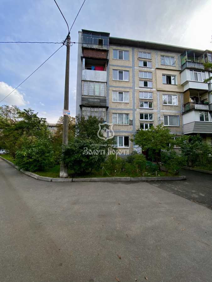 Продажа 1-комнатной квартиры 30 м², Космическая ул., 3