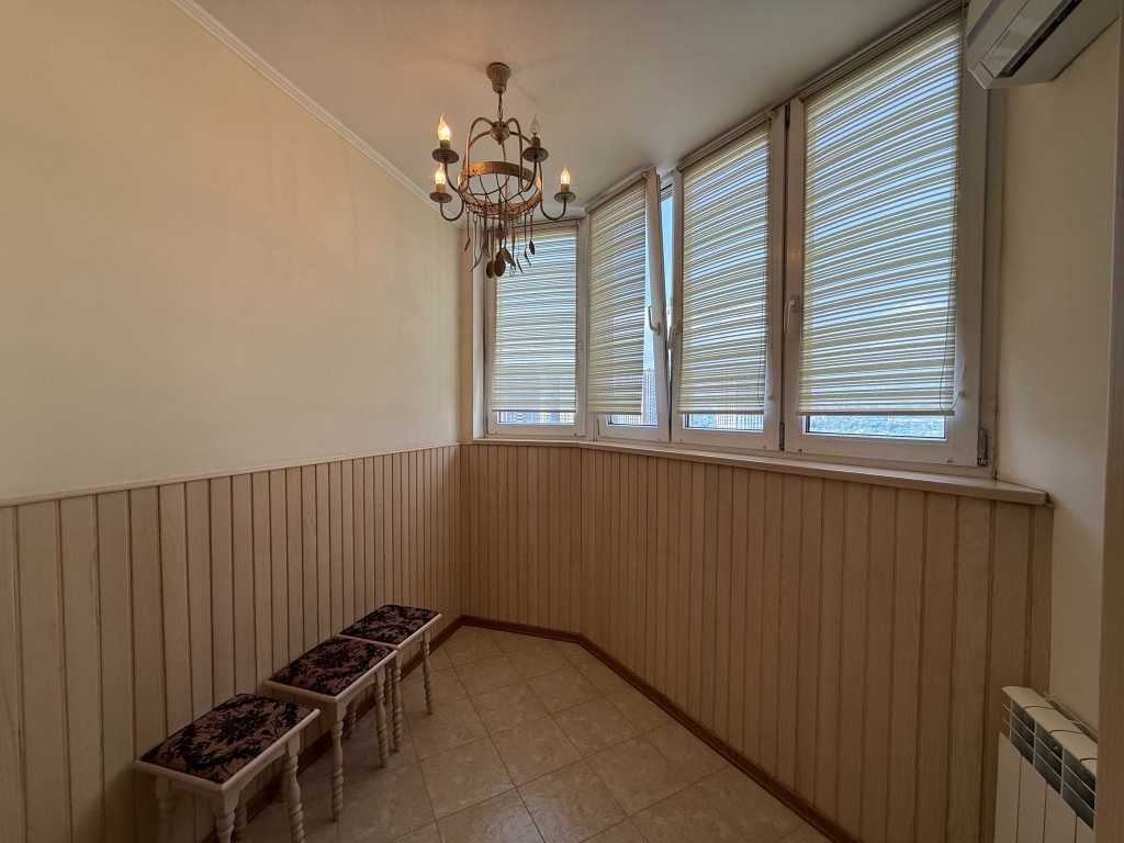 Продажа 4-комнатной квартиры 133 м², Срибнокильская ул., 22