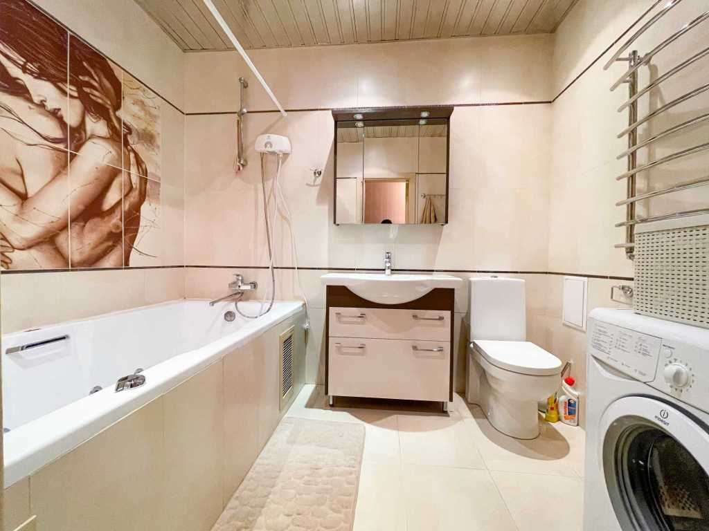 Продажа 4-комнатной квартиры 133 м², Срибнокильская ул., 22