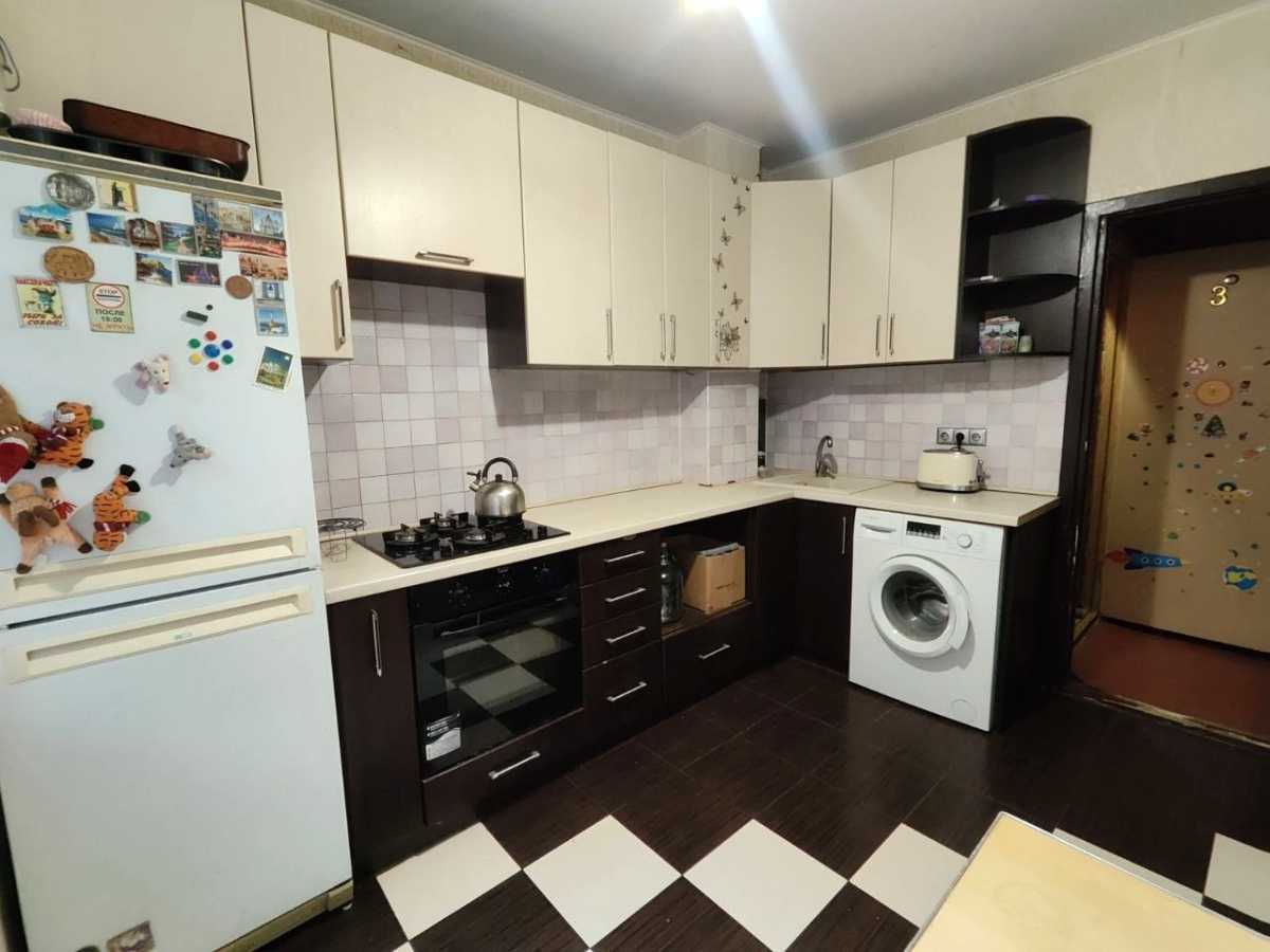 Продажа 5-комнатной квартиры 97 м², Композитора Лятошинского ул., 8А