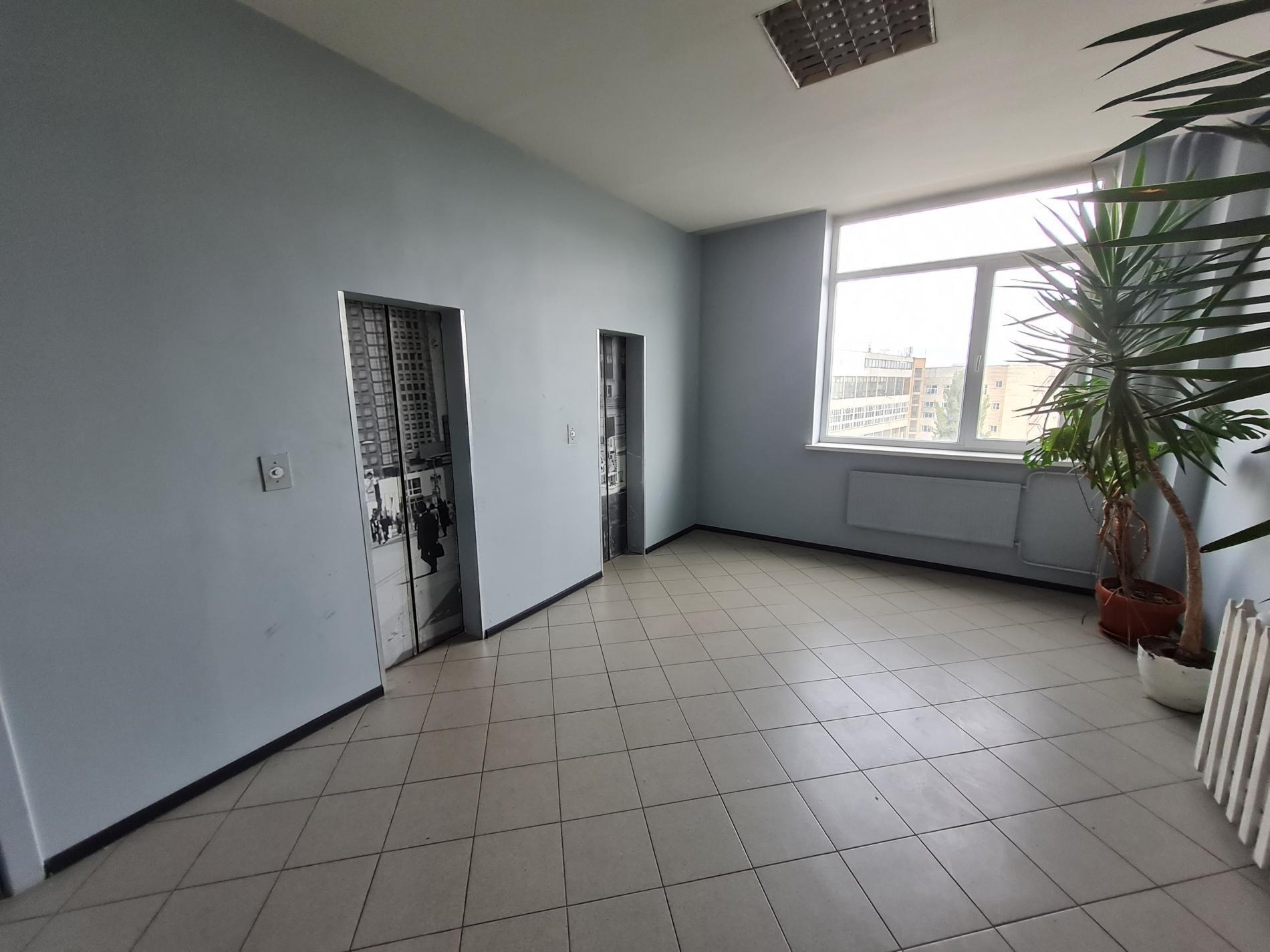 Аренда офиса 21 м², Кирилловская ул., 160/20